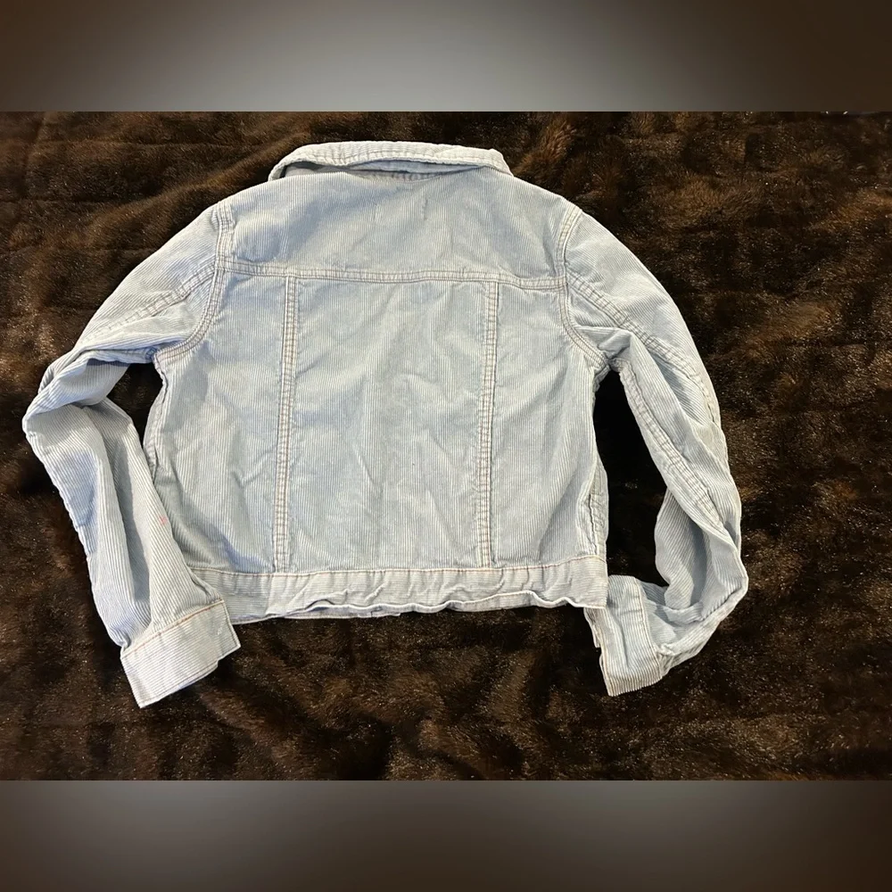 PacSun Girls Medium Light Wash Corduroy Jacket Button Front Trendy Denim Style